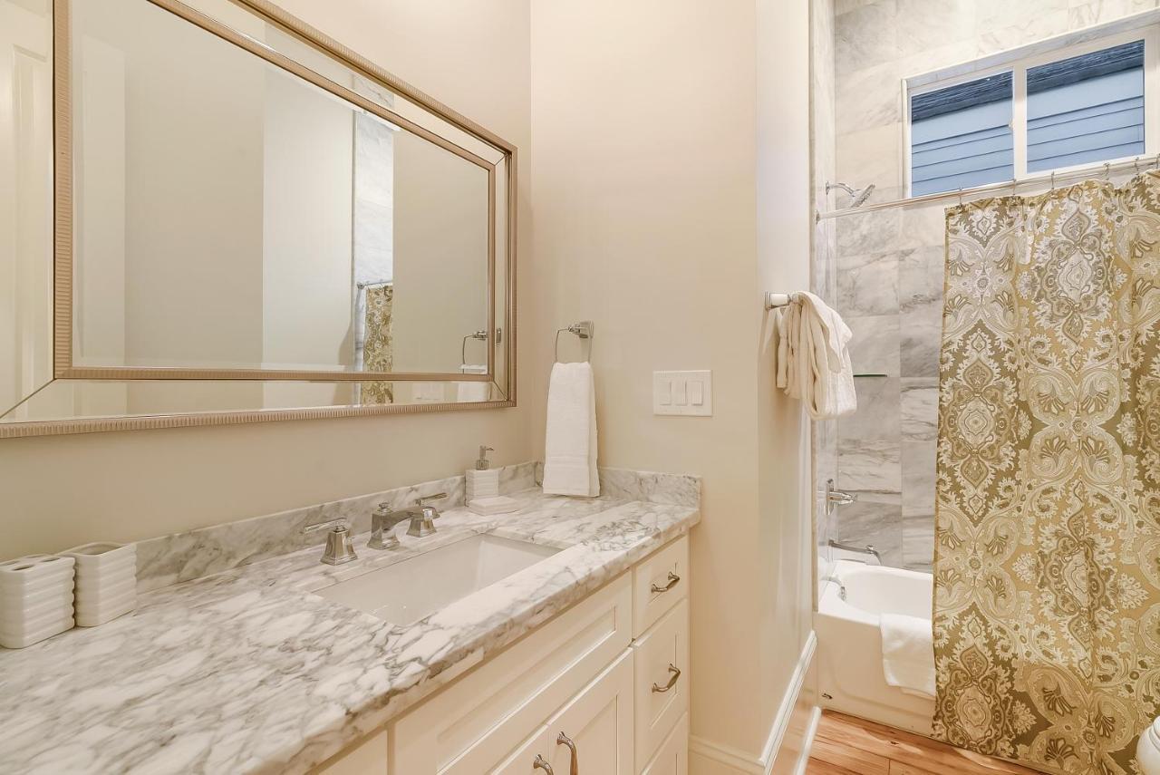 3Br Cottage By Hosteeva Close To St Charles W Pool ニューオーリンズ エクステリア 写真